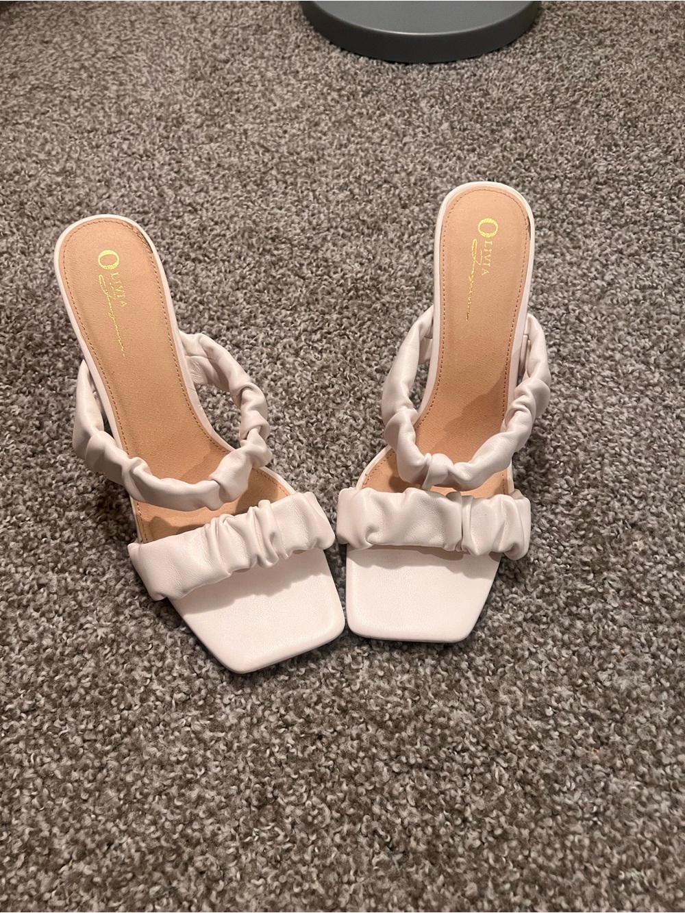 Women's Ruched Strap Slide Heels - White